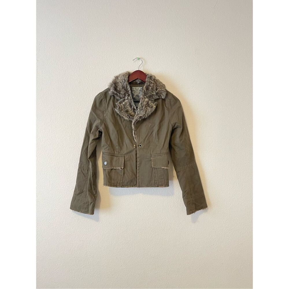 Y2k bb Dakota fur‎ collar utility distressed military style jacket size medium